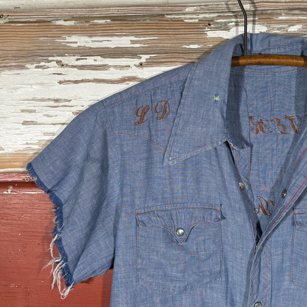 Rare Vintage 70s Western Embroidered Pearl Snap Distressed Shirt - Picture 8 of 10